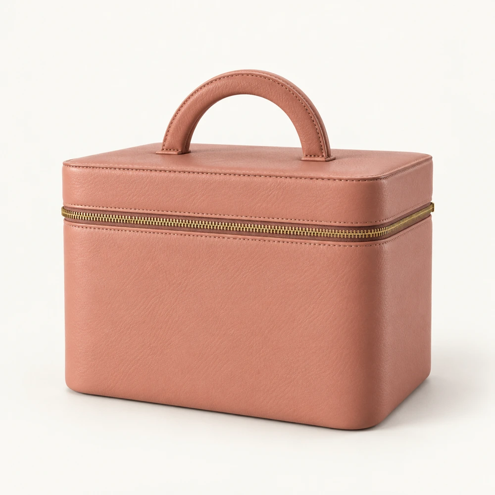 Beauty case with flip-top lid